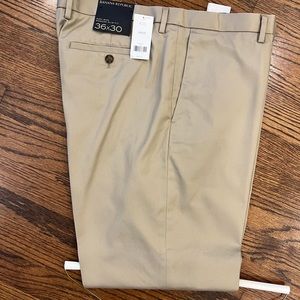 Banana republic Non-iron tailored slim fit pants. 36x30 NWT